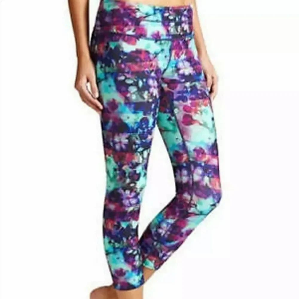 ATHLETA Floral Fade Sonar Capri Extra small Yoga Workout